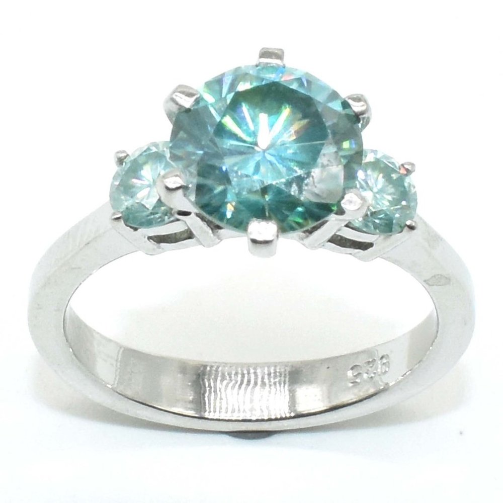 925 Sterling Silver 2.8CT Moissanite Ring, Size 6.75